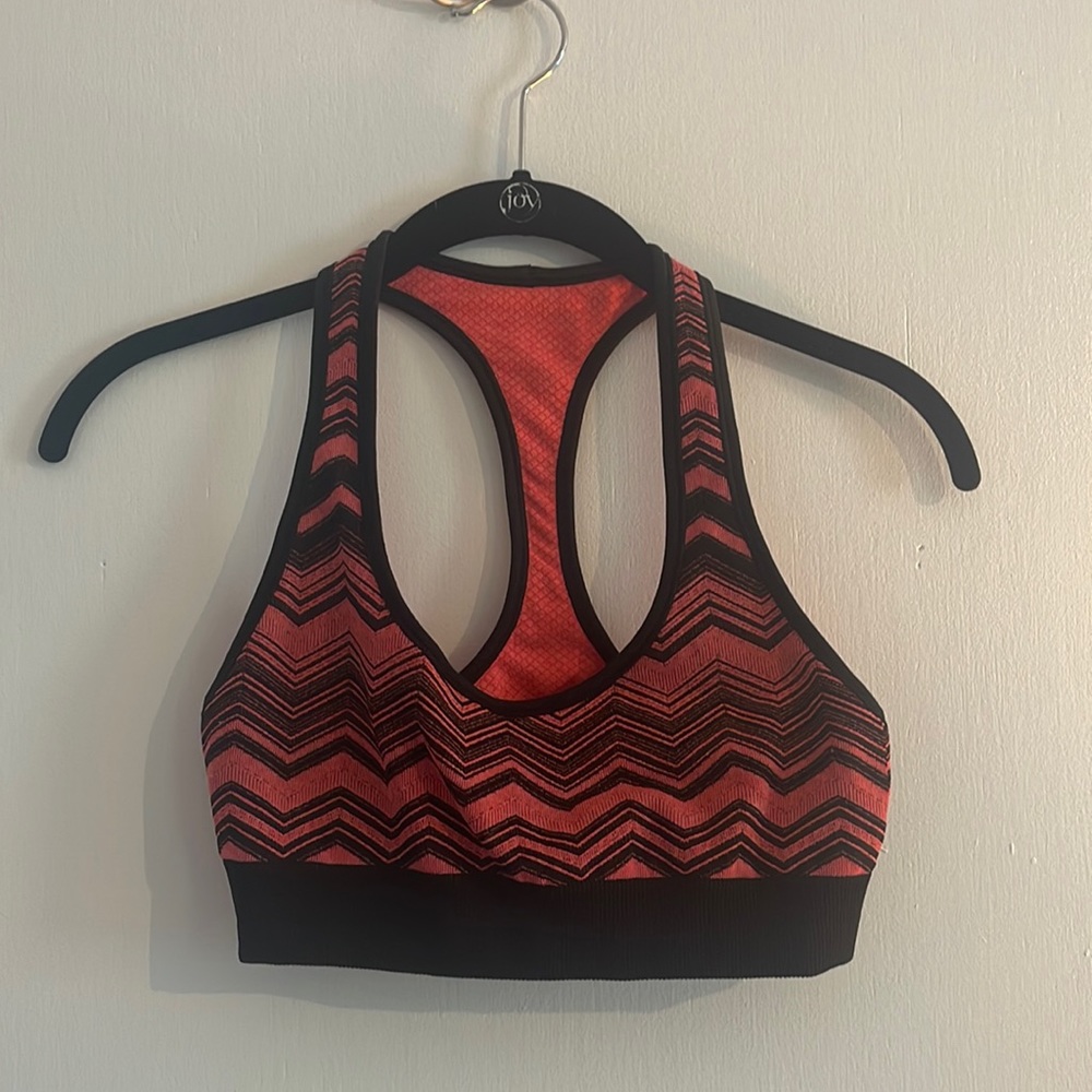 Lululemon- Sports Bra size 6